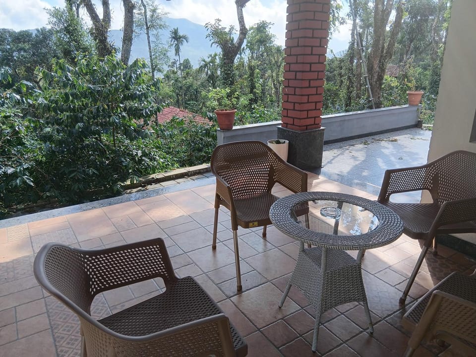 Thondalli Villa Vacation rental in Karnataka