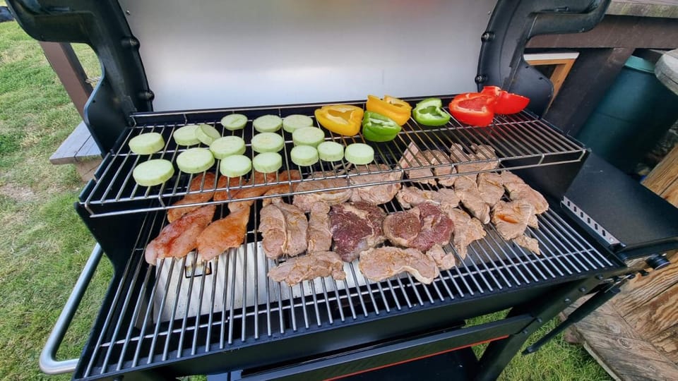 BBQ facilities, BBQ facilities