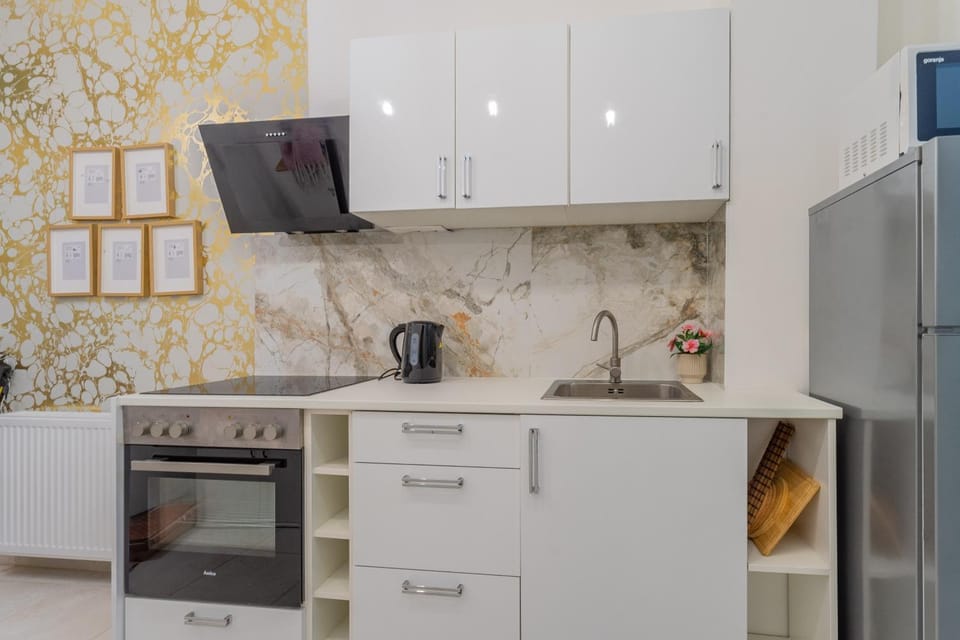 Urban Harmony Studios & Apartment on Akacfa Street Apartment in Budapest
