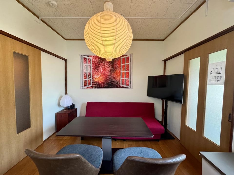 TV and multimedia, Living room, Dining area
