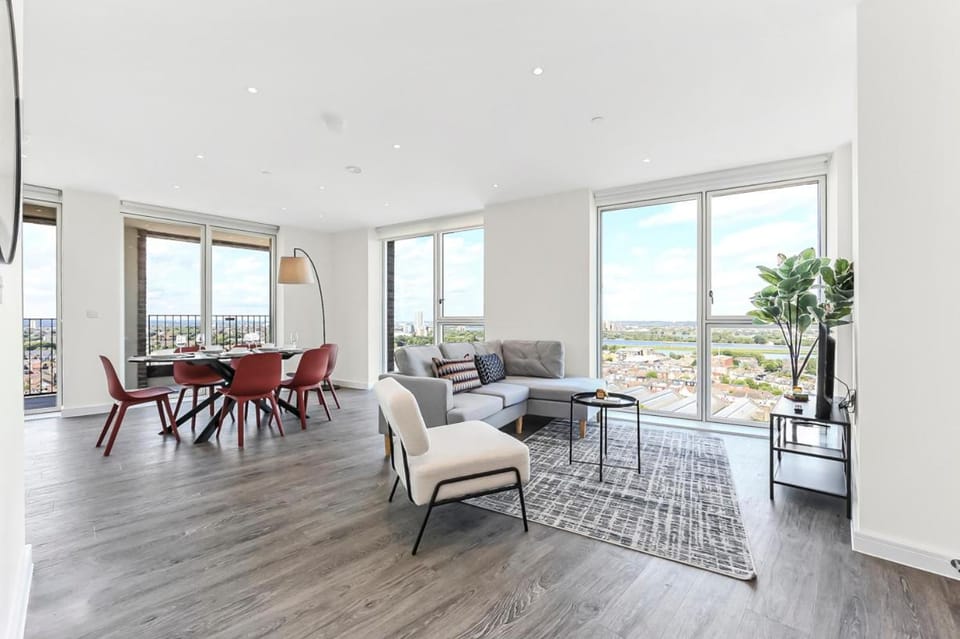 View (from property/room), Balcony/Terrace, Living room, Seating area, Dining area