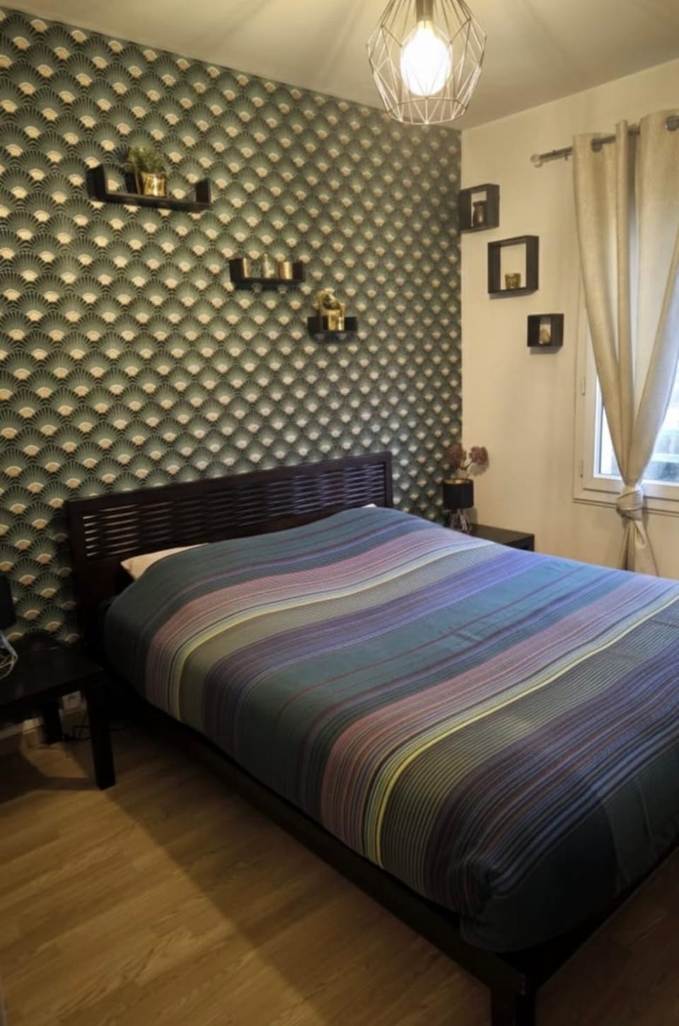 Bed, Photo of the whole room, Bedroom