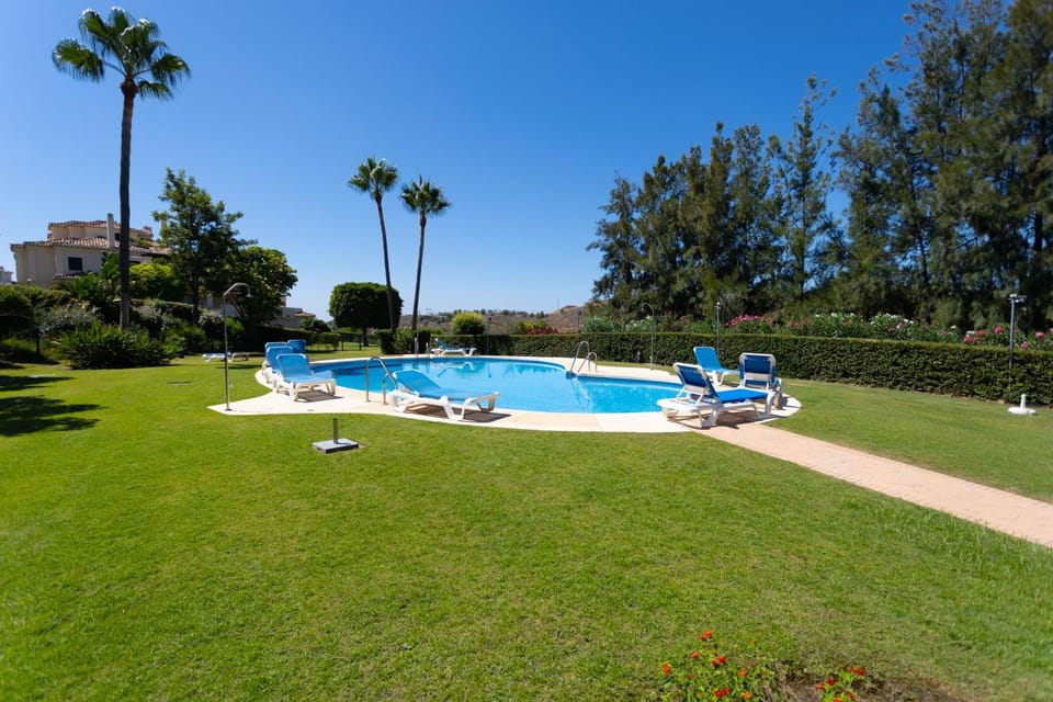 Pool view, Swimming pool
