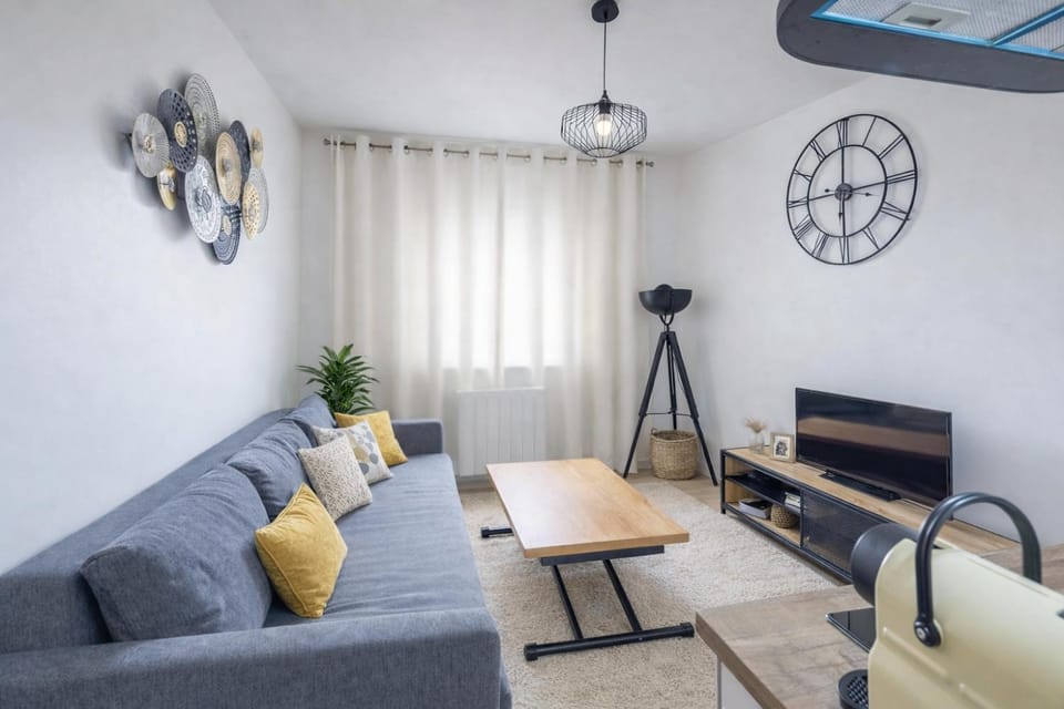 M005 T2 Studio cozy Apartment in Annemasse