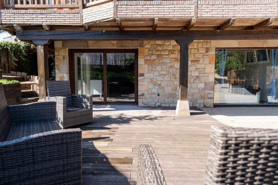 Benora's Home Bed and Breakfast in Basque Country