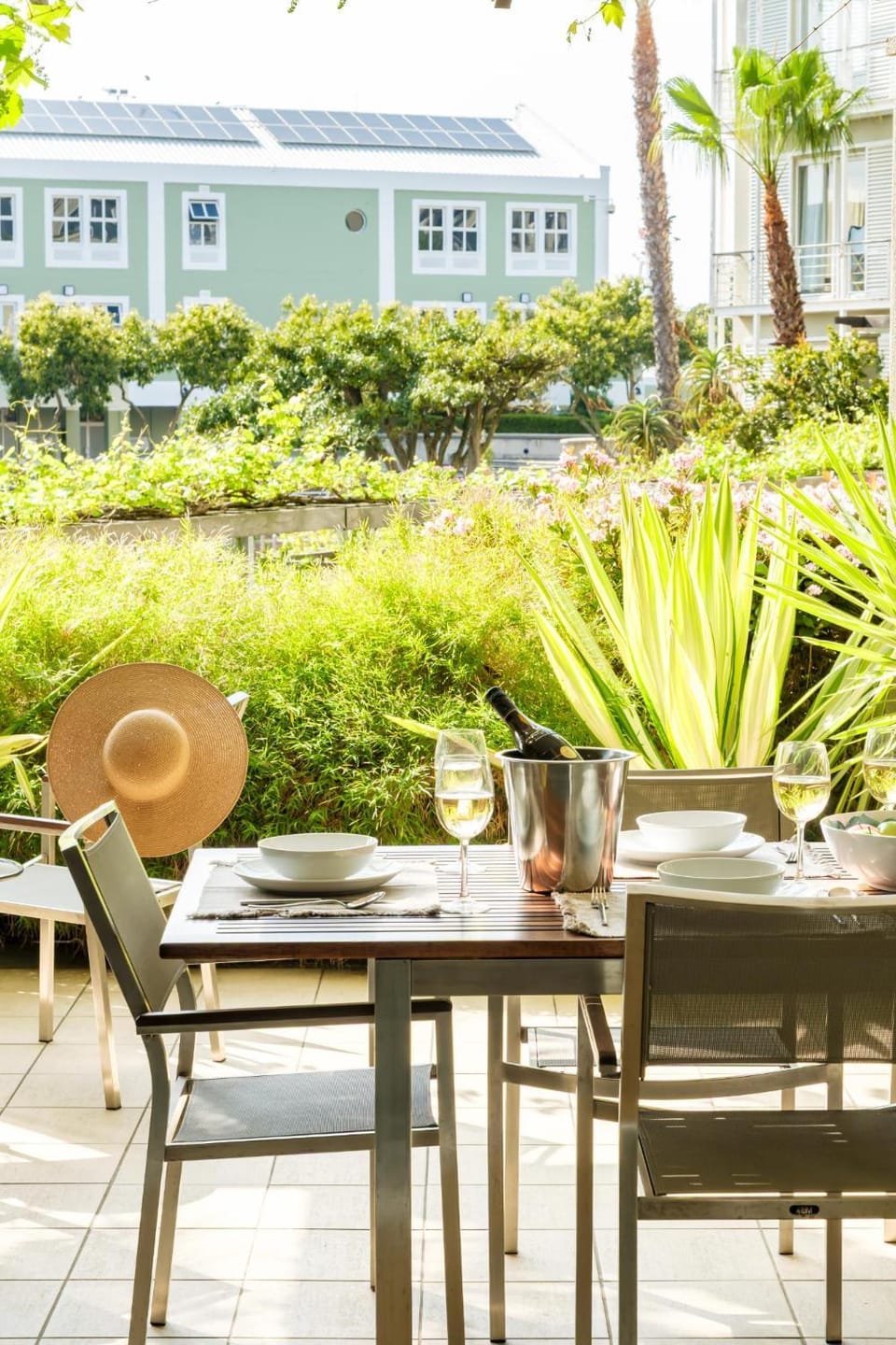 Patio, Balcony/Terrace, Dining area, Garden view