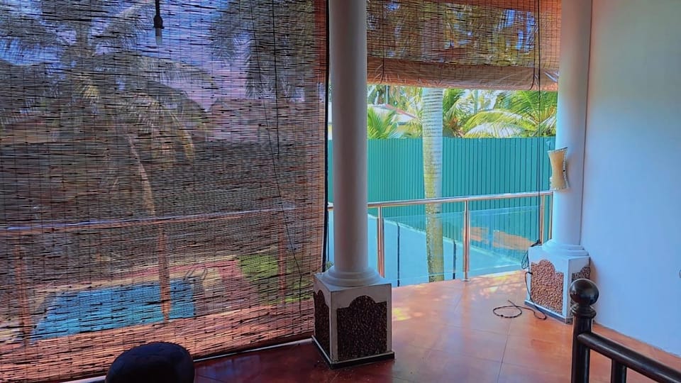 Diamond Pool House Villa in Western Province