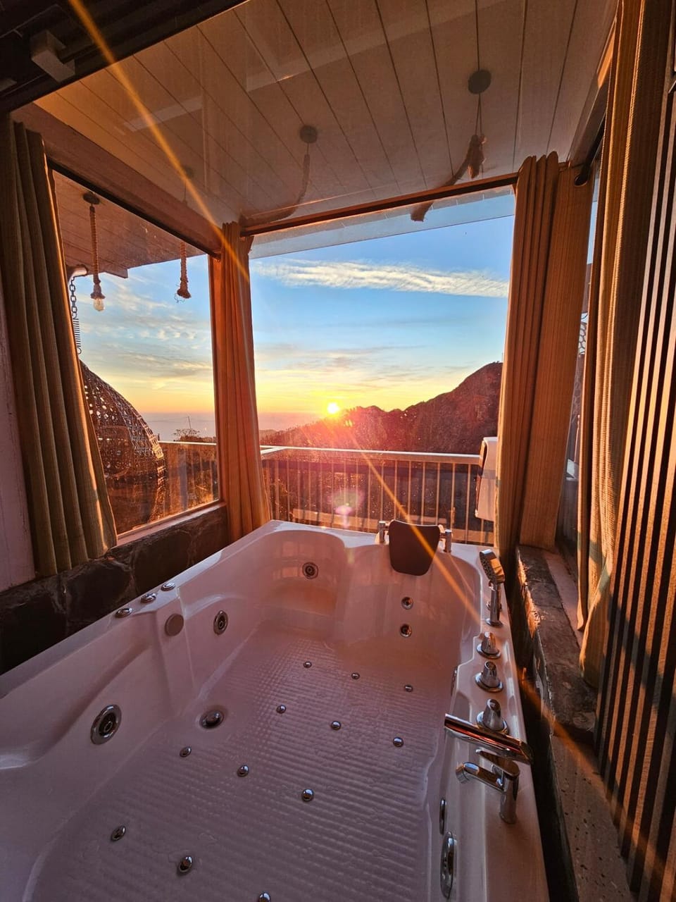 Natural landscape, Hot Tub