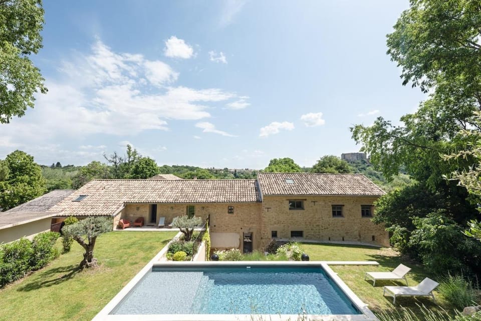 La Bastide du Père Mathieu Jacuzzi couvert et Piscine House in Provence