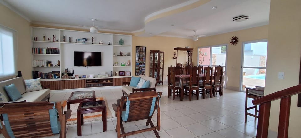 Casa em Condomínio com Piscina Privativa em UBATUBA House in Ubatuba