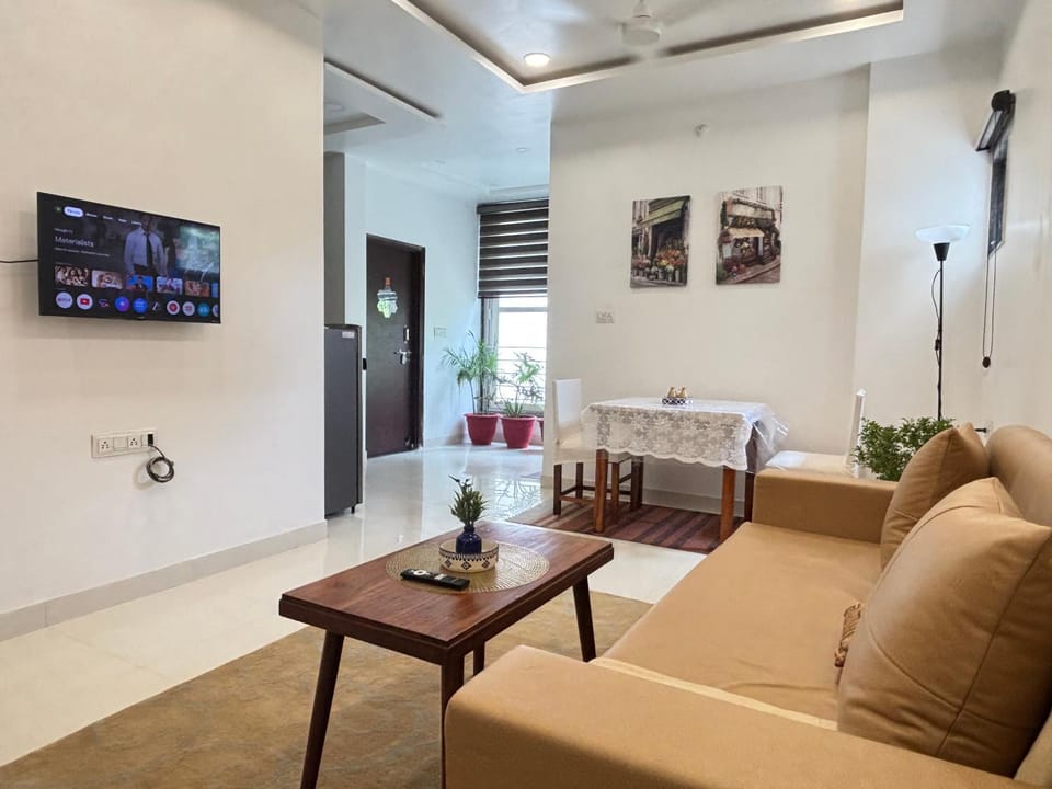 TV and multimedia, Living room, Dining area