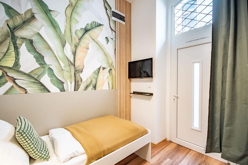 Central Cozy Studio for Solo Traveller Apartment in Budapest