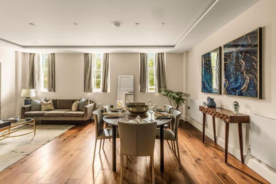 The Theodore A Stylish Stay AC Apartment in City of Westminster
