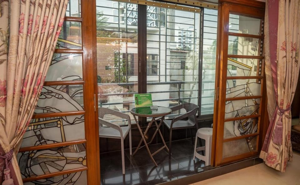 Luxurious Apartment at city heart near Airport Apartment in Dhaka
