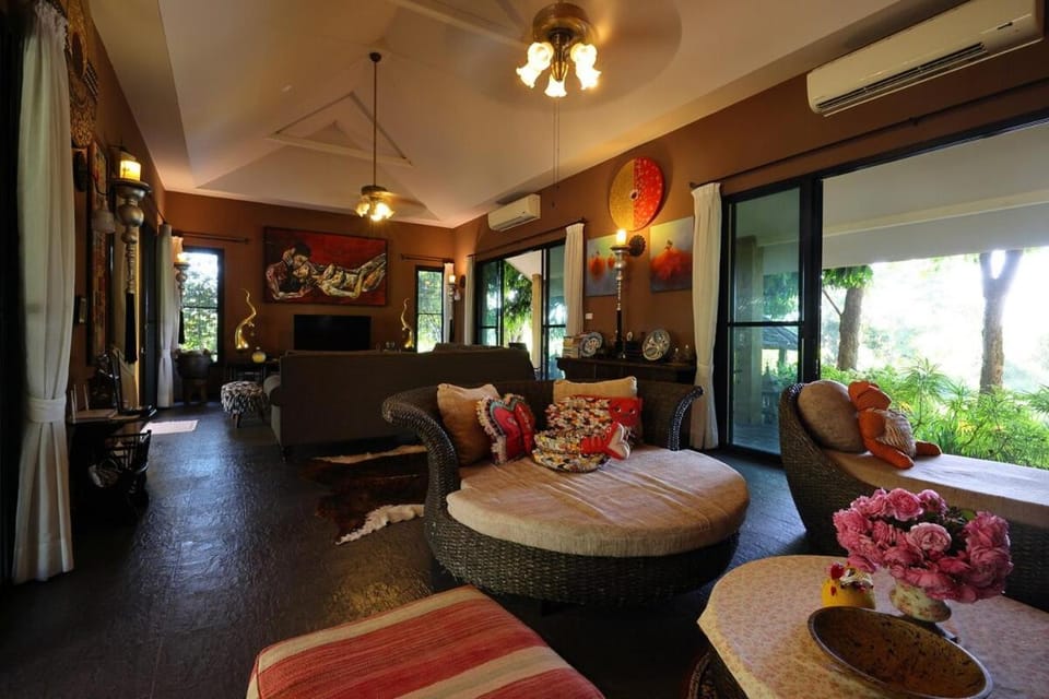 Rustic Tropical Residence House in Thailand