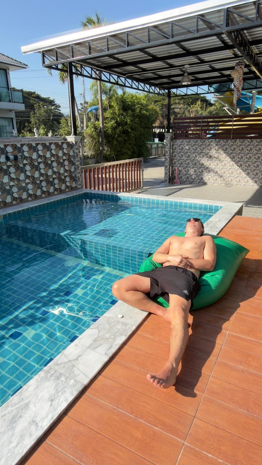 Day, Pool view, Swimming pool, sunbed