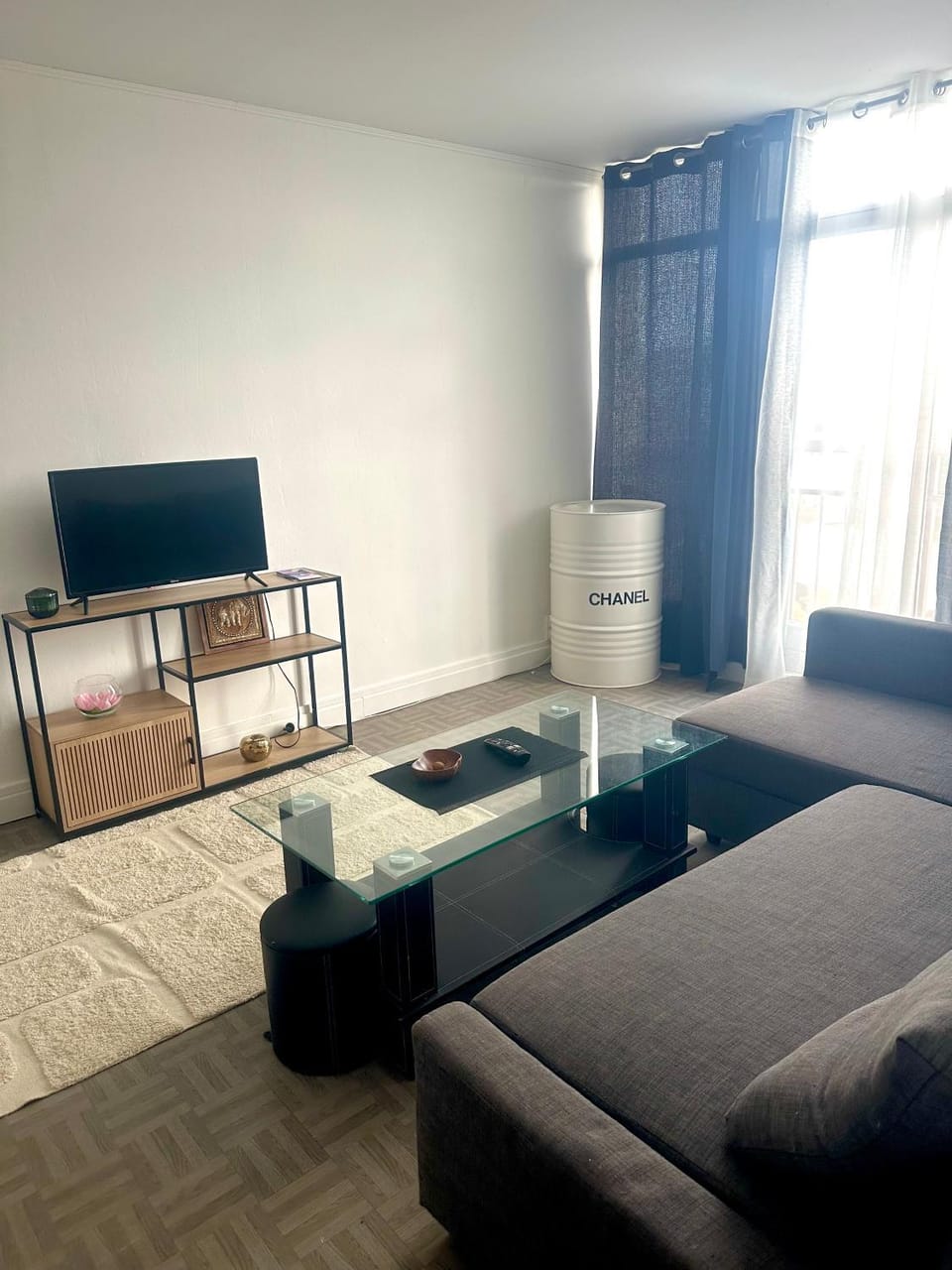 Apartament spațios și luminos Apartment in Île-de-France