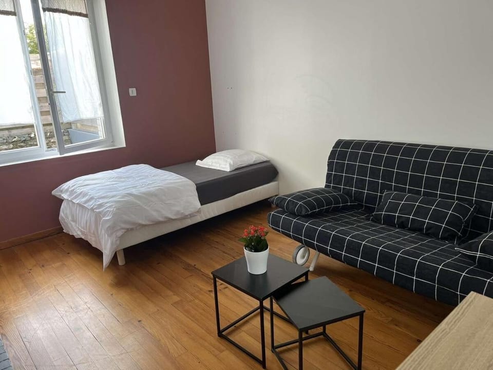 Studio confortable avec espace extérieur Apartment in Normandy