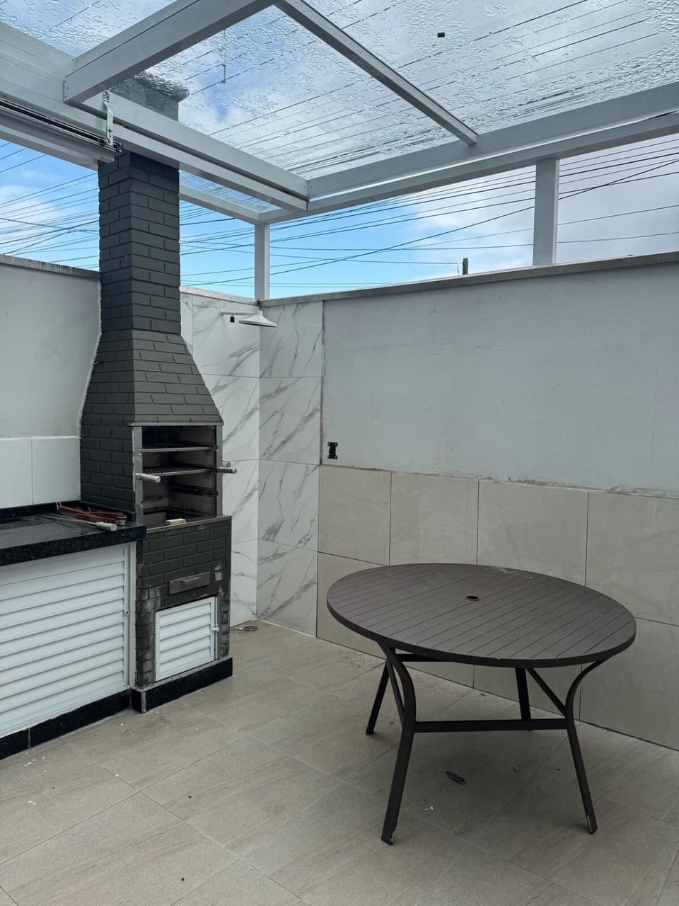 BBQ facilities, Dining area