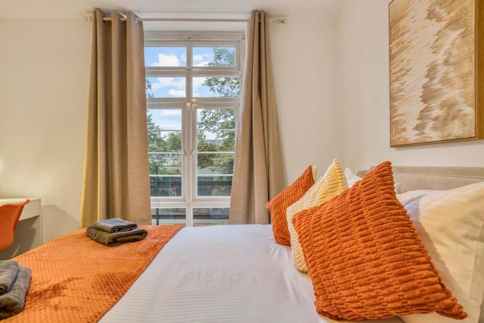 Comfortable 2-Bed in Zone 2 Apartment in London