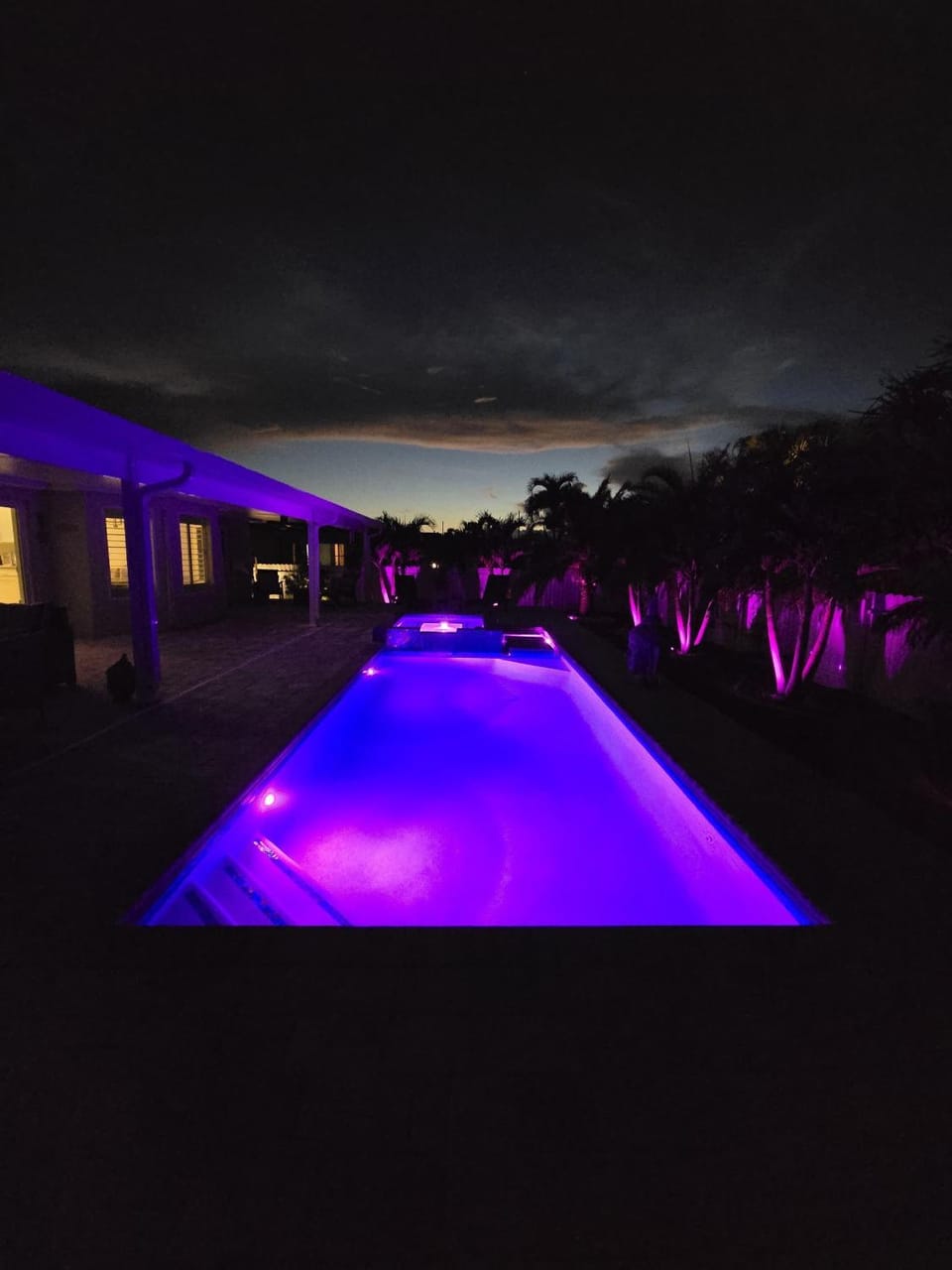 Dive into Fun & Green Bliss at Nature Retreat - Villa Tree of Life House in Cape Coral