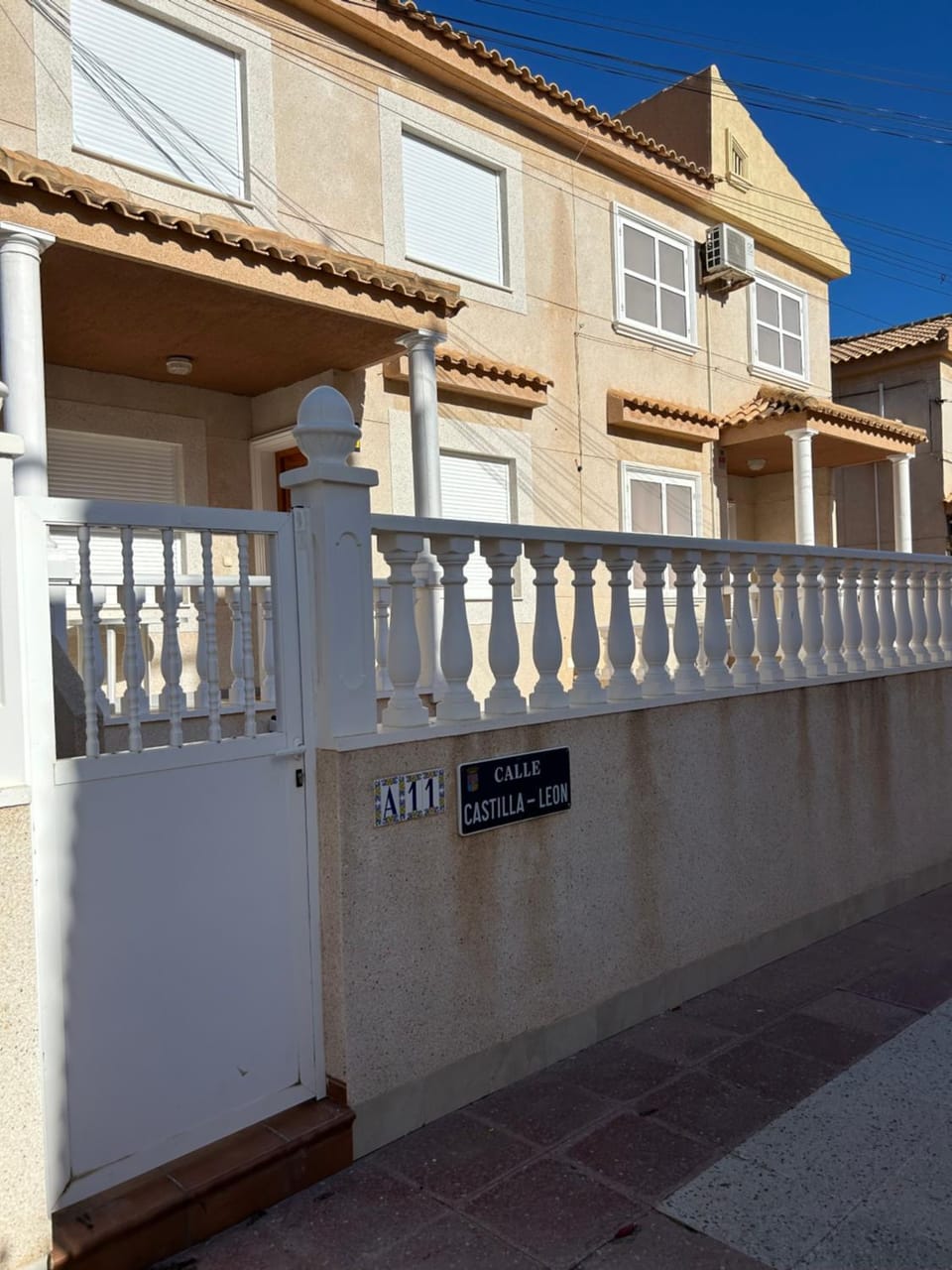 Property building, Street view