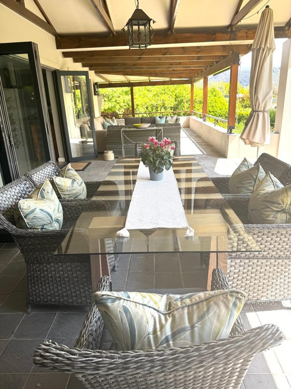 Patio, Day, BBQ facilities, Garden, View (from property/room), Balcony/Terrace, Balcony/Terrace, Seating area, Dining area, Garden view