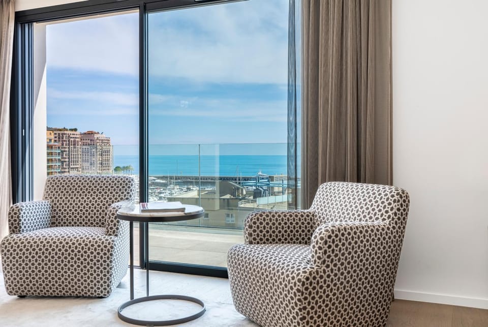 Day, Natural landscape, View (from property/room), Balcony/Terrace, Living room, Seating area, Sea view