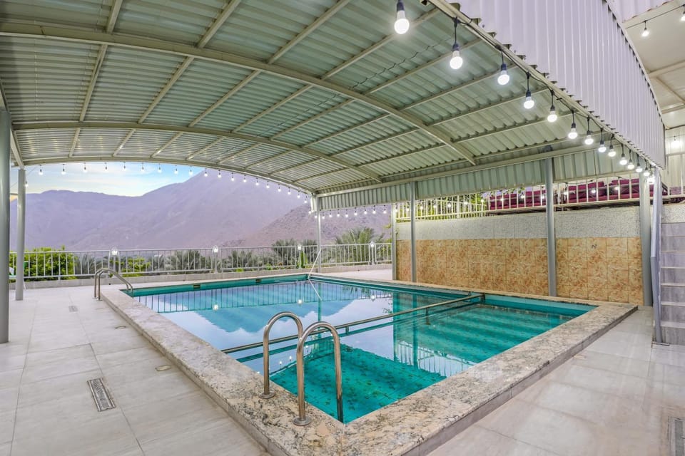 Mountain view, Swimming pool