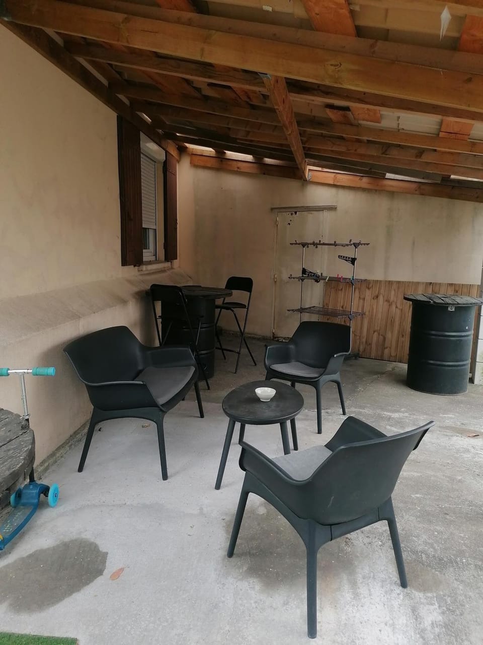 Property building, Living room