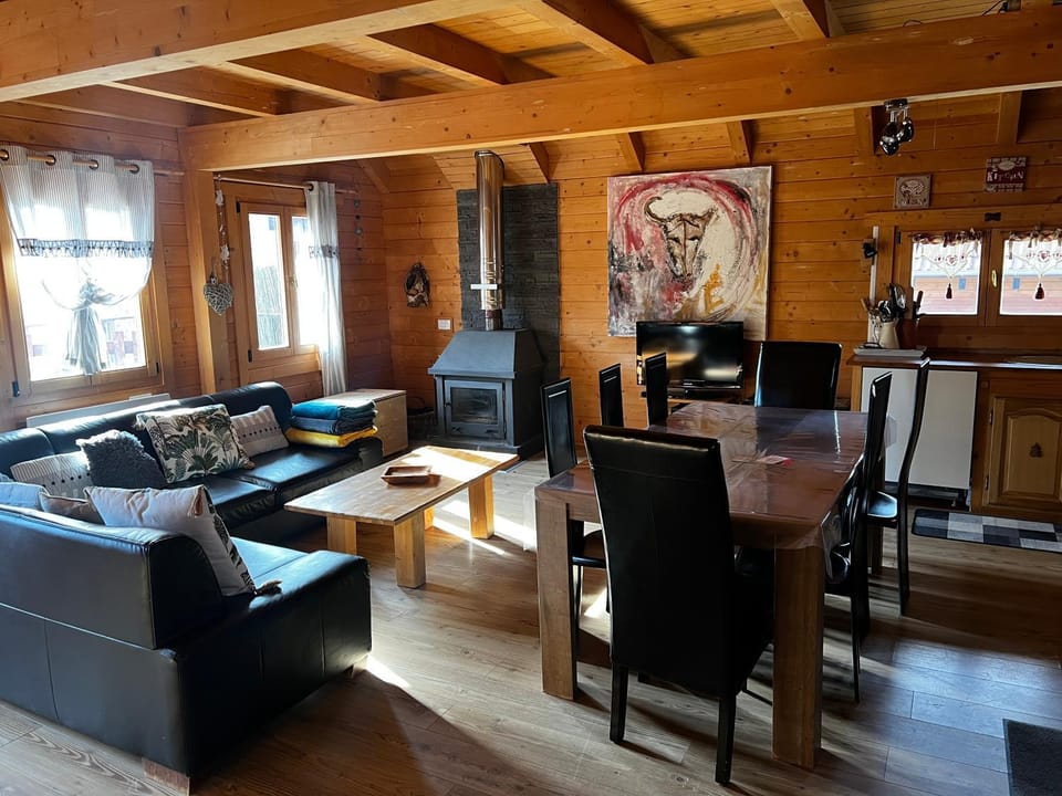 Property building, Living room