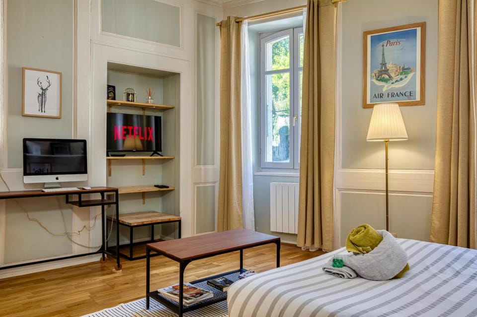 Quiet and cozy - Near transport - Studio in Gex Apartment in Gex