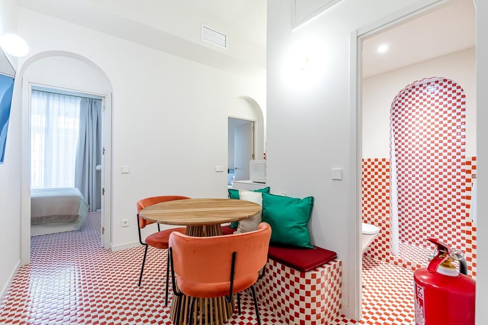 Exterior apartment—Color and comfort in Malasaña Apartment in Centro