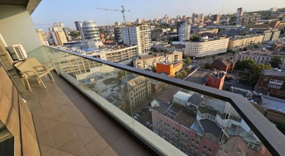 Like home most city area Apartment in Dnipro