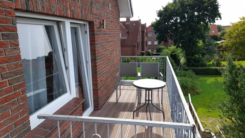 Property building, Balcony/Terrace