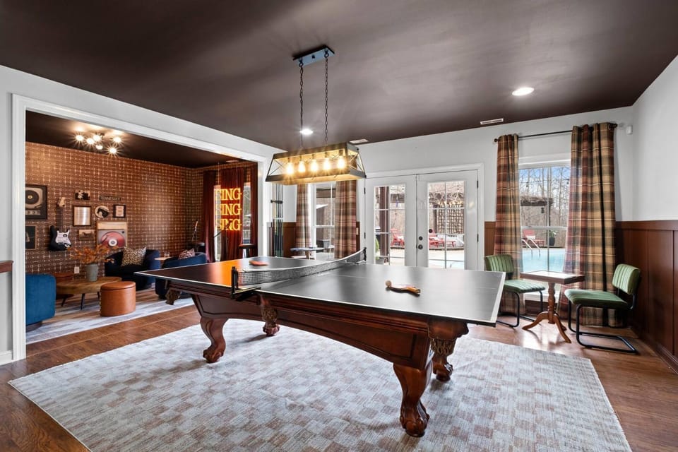 Game Room, Pool view, Swimming pool