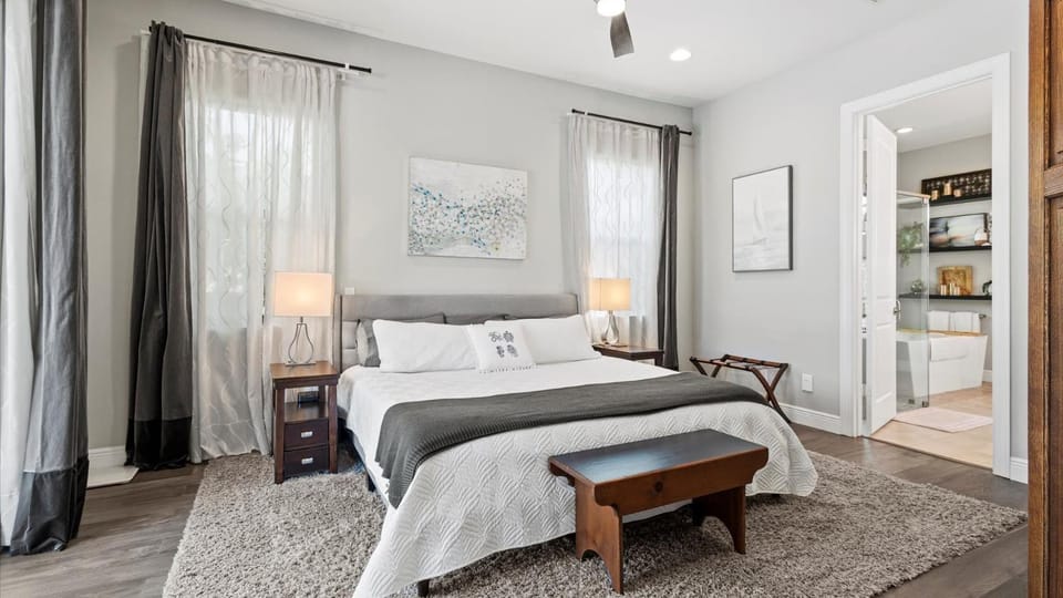Bed, Bedroom