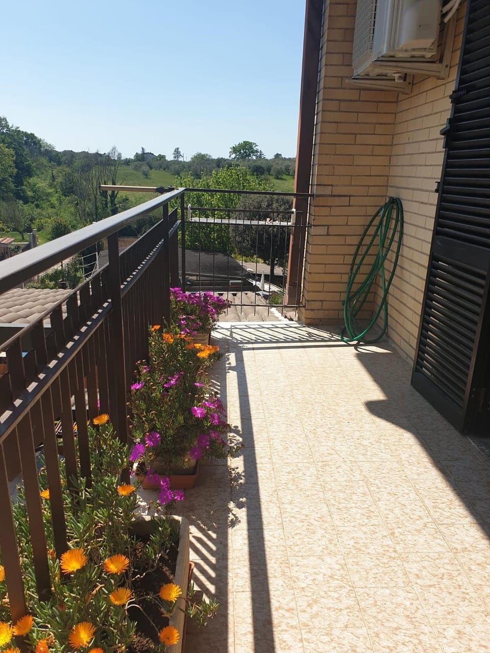 Property building, Balcony/Terrace