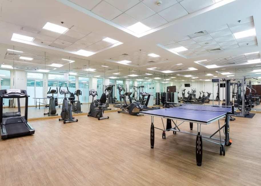 Free housekeeping visits during your stay - StayShort - Dubai Marina 2 bed for 4 in a Great Location Apartment in Dubai