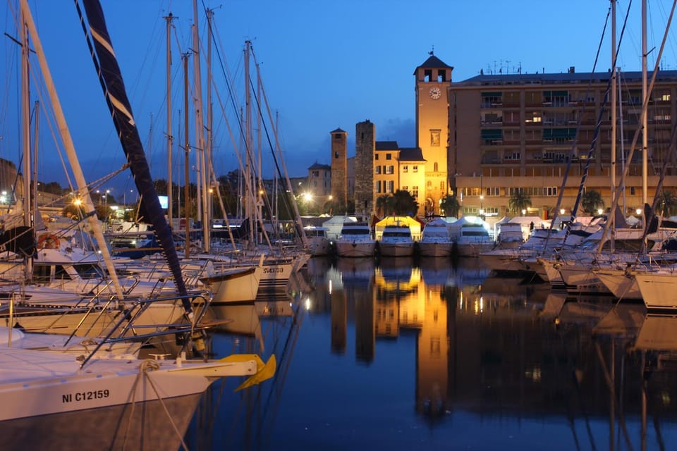 Nearby landmark, City view, Location