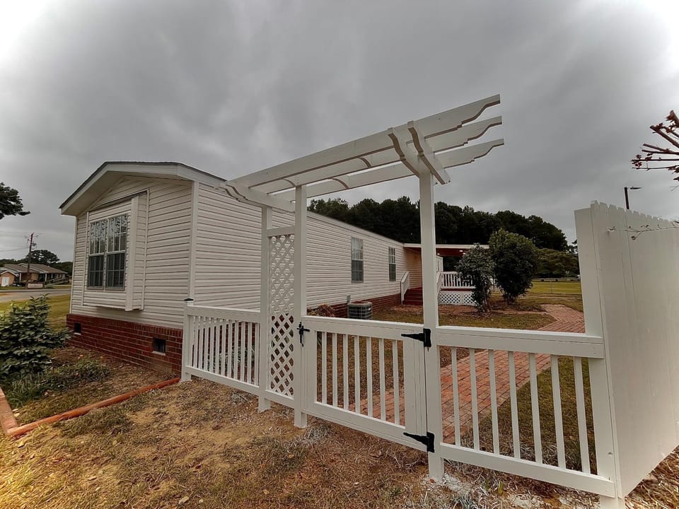 Getaway At Forest House in Goldsboro