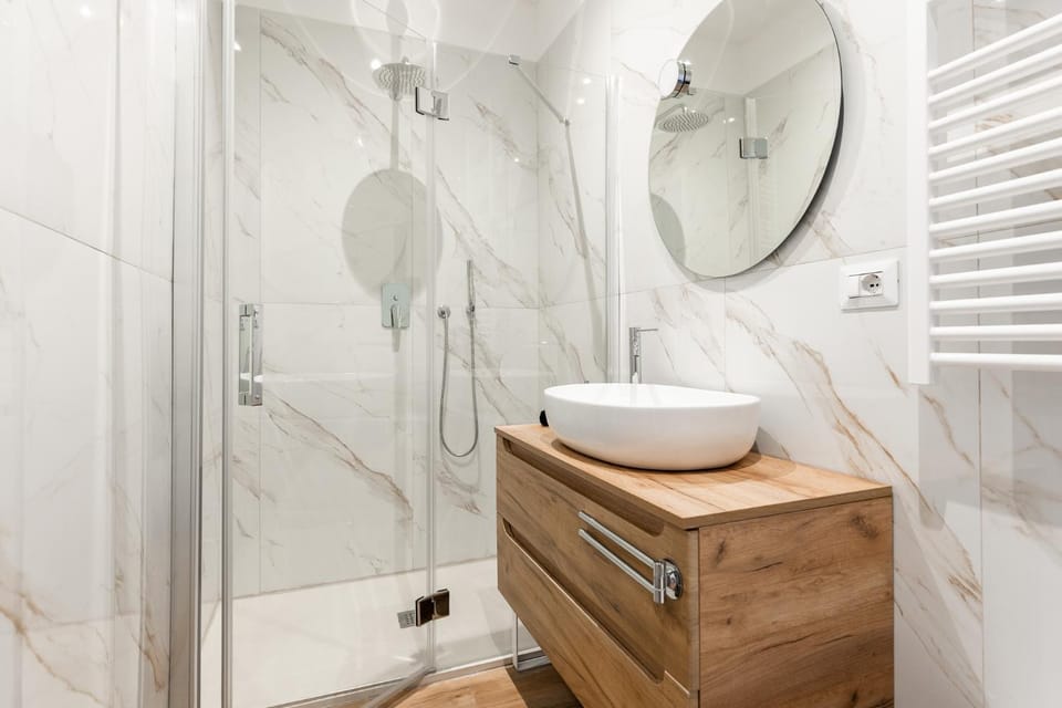 Shower, Bathroom