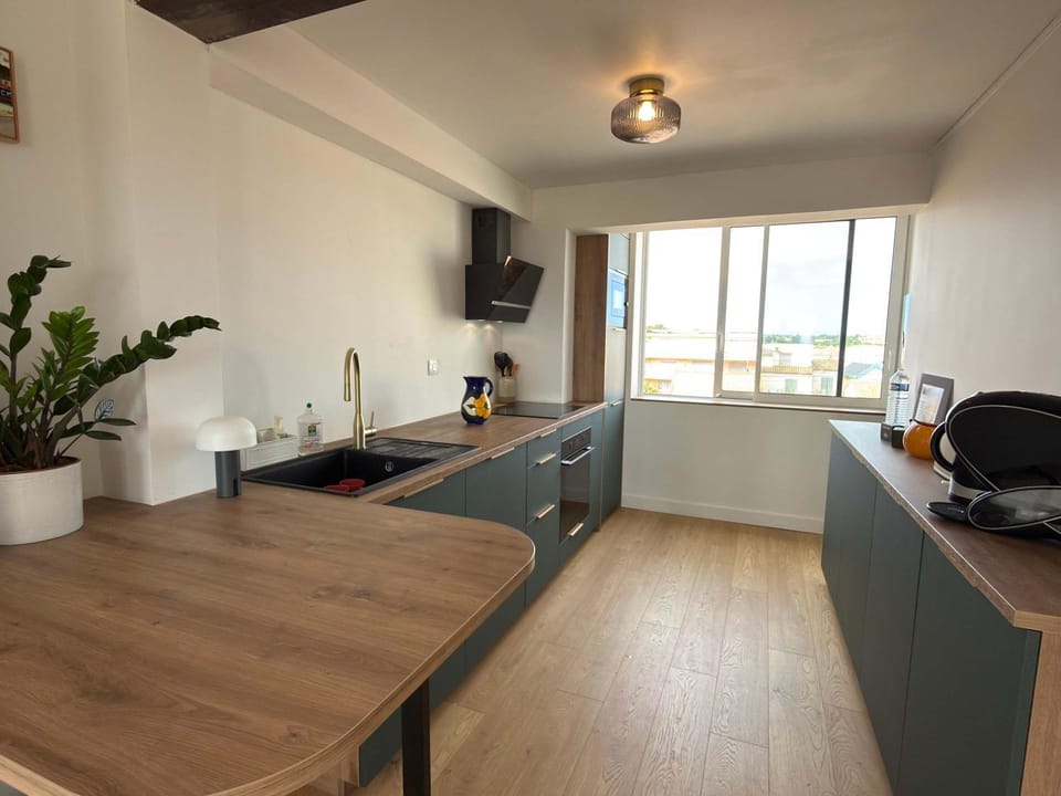 Kitchen or kitchenette, stove
