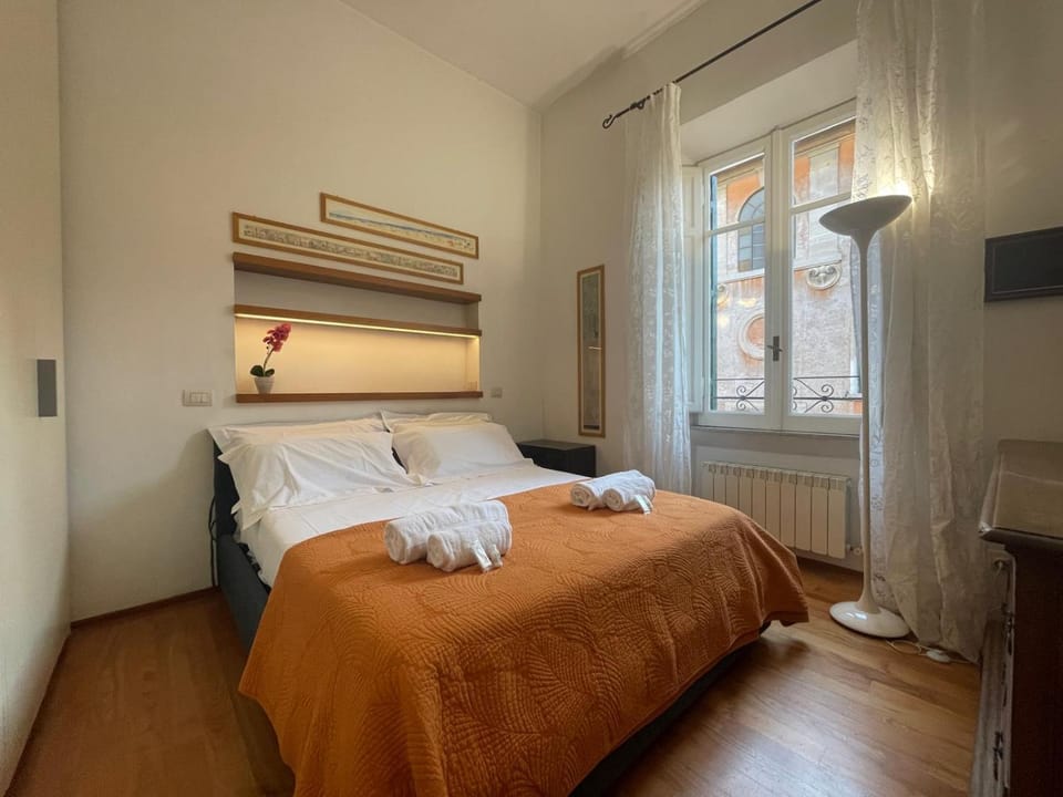 Albani Retreat - Villa Borghese - with lift Apartment in Rome