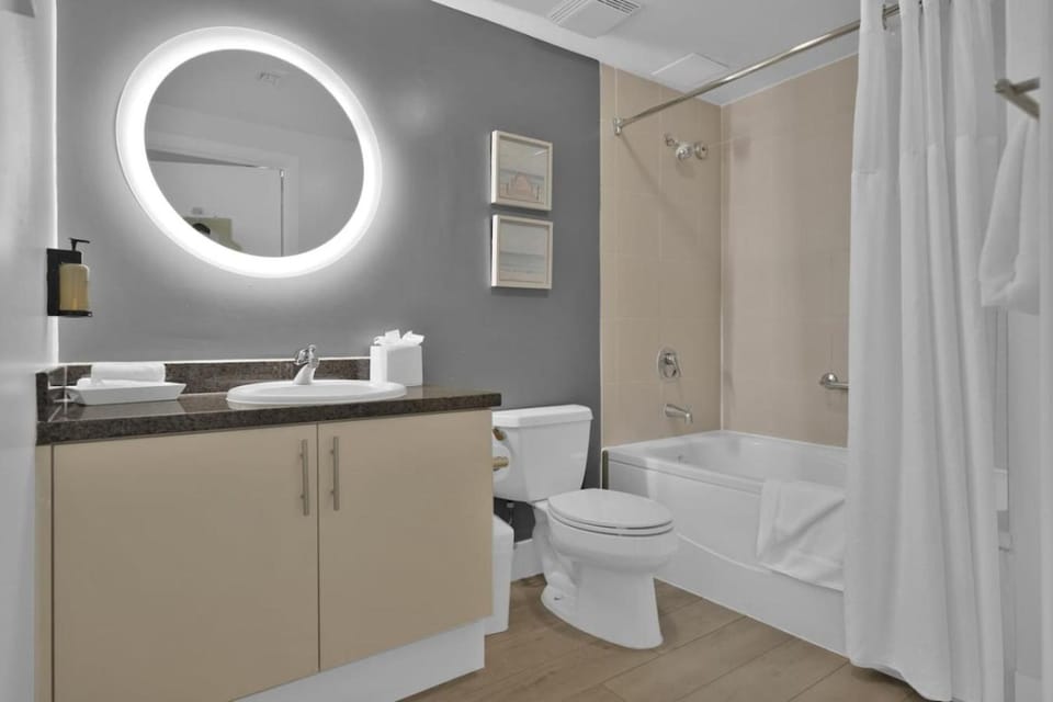 Modern Comfort Steps from the Ocean Breeze House in Coconut Grove