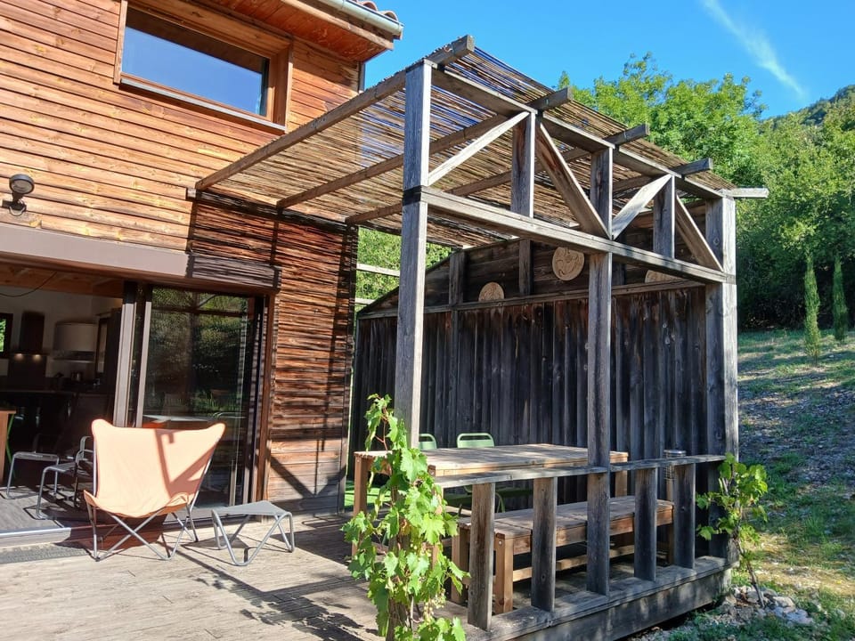 Patio, Garden view, Mountain view