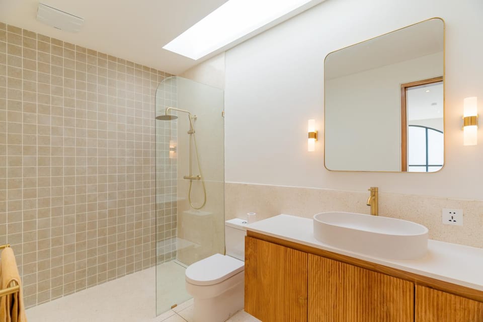 Shower, Bathroom