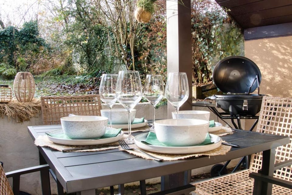 BBQ facilities, Garden