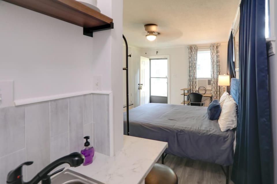< 1 Mi to Dtwn: Updated Studio in North Greenwood! Apartment in Mississippi