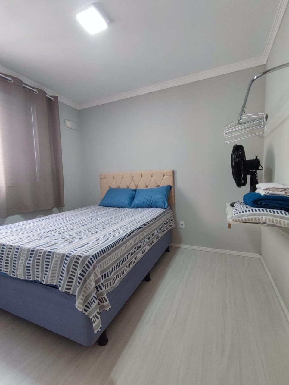 Bed, Other, Photo of the whole room, Bedroom
